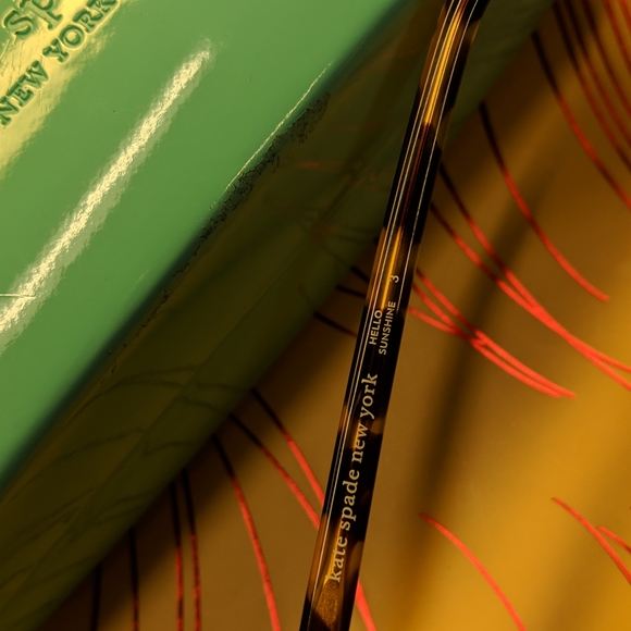 Kate Spade sunglasses - Picture 3 of 3